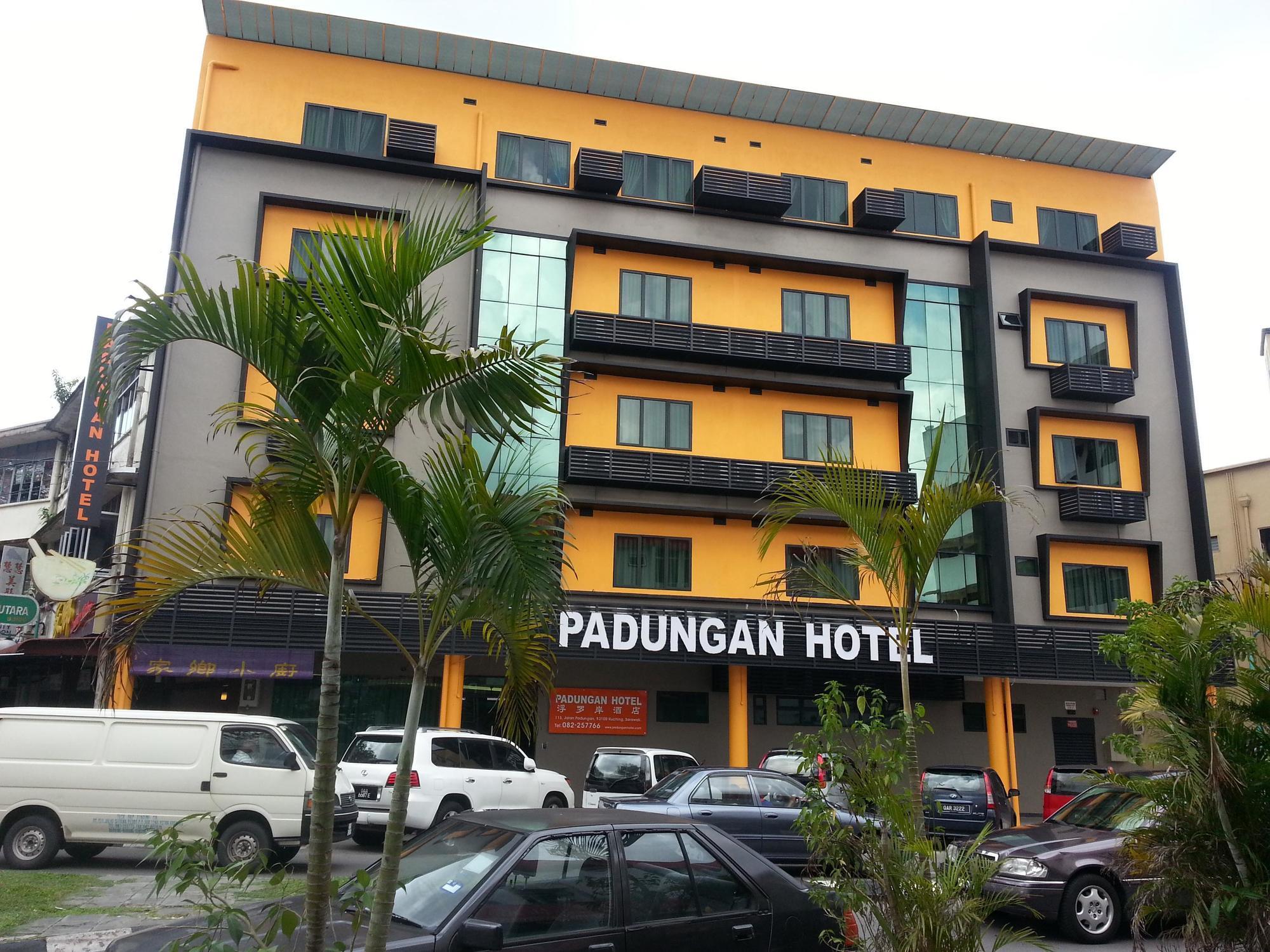 Padungan Hotel Kuching Exterior foto